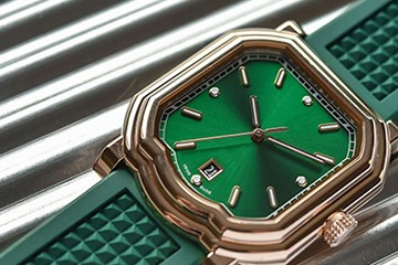 贵阳欧米茄手表有水气维修